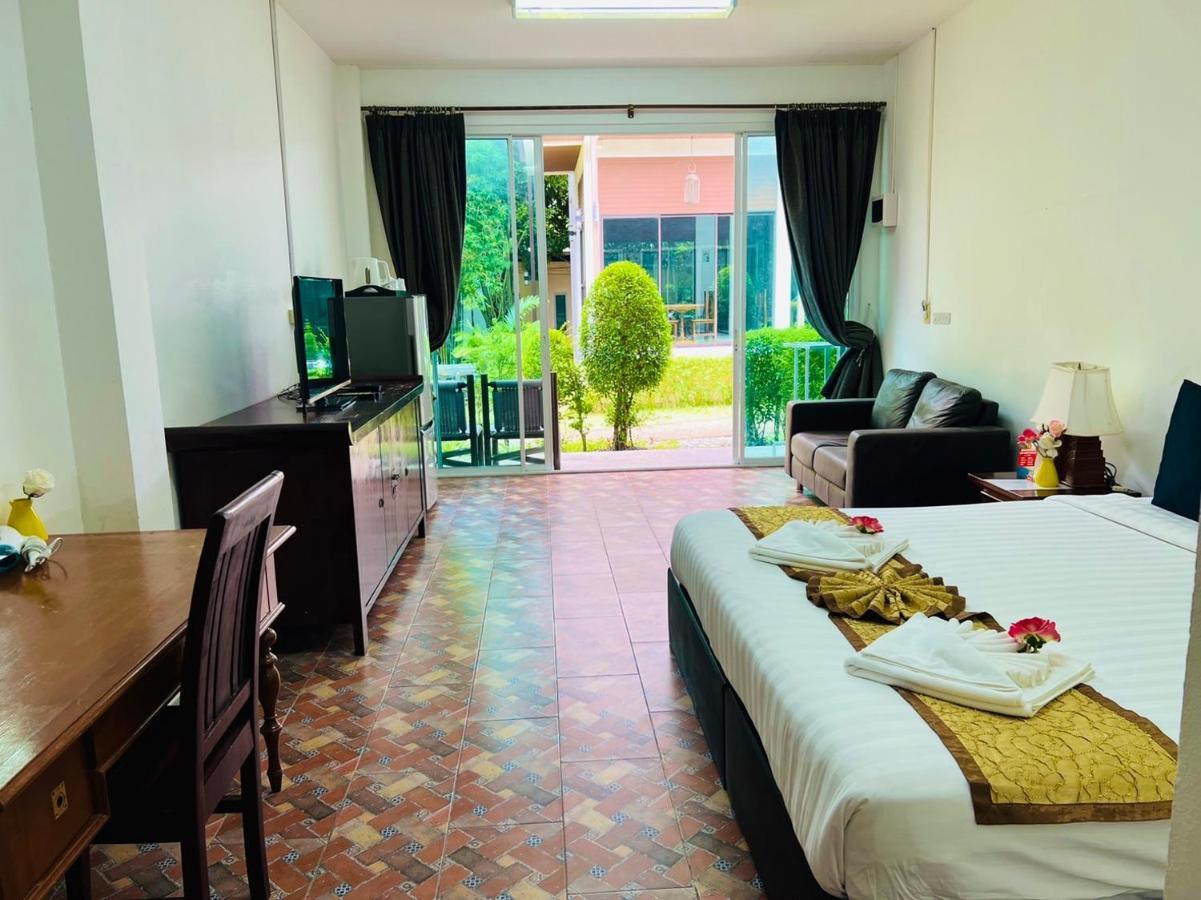 Bora Bora Villa Phuket Chalong Exterior foto