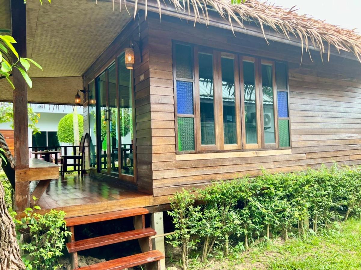 Bora Bora Villa Phuket Chalong Exterior foto